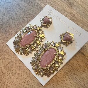 Havana Kendra Scott Earrings in Blush Pink Quartzite